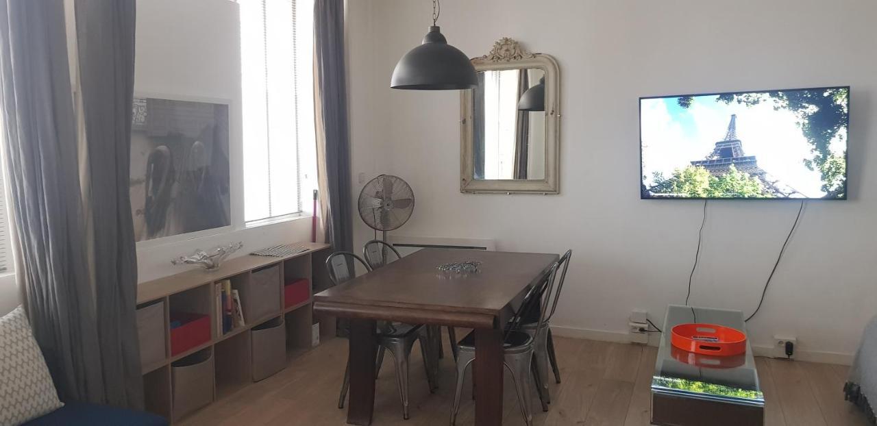 Charming Loft - Tour Eiffel/ Rue Cler 3* Parijs
